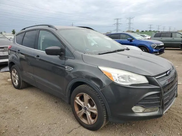 2016 FORD ESCAPE SE  