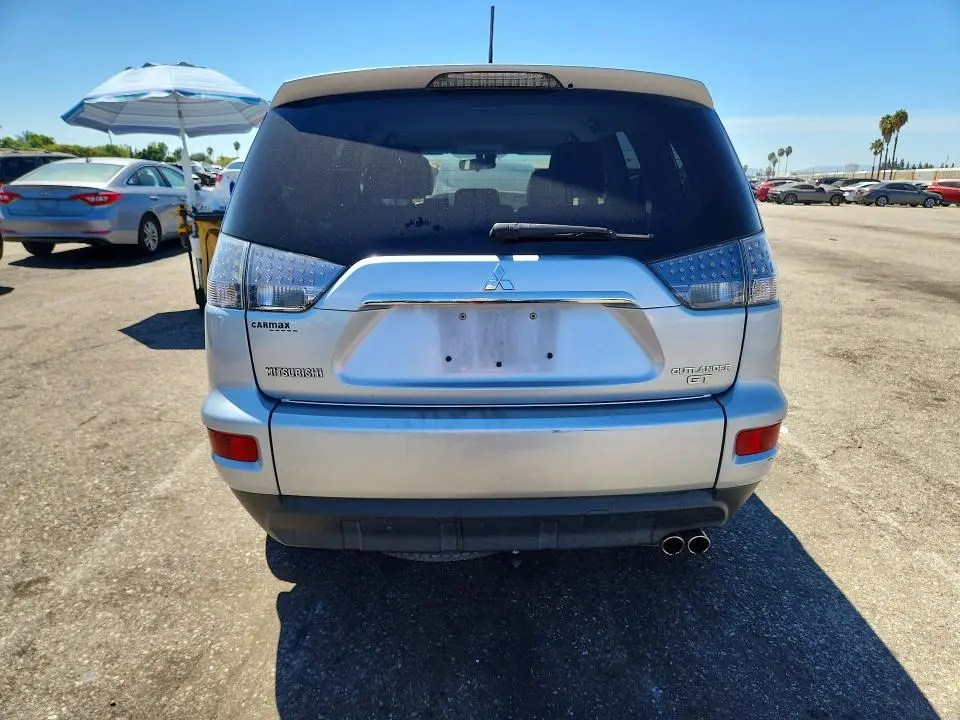 2013 MITSUBISHI OUTLANDER GT  