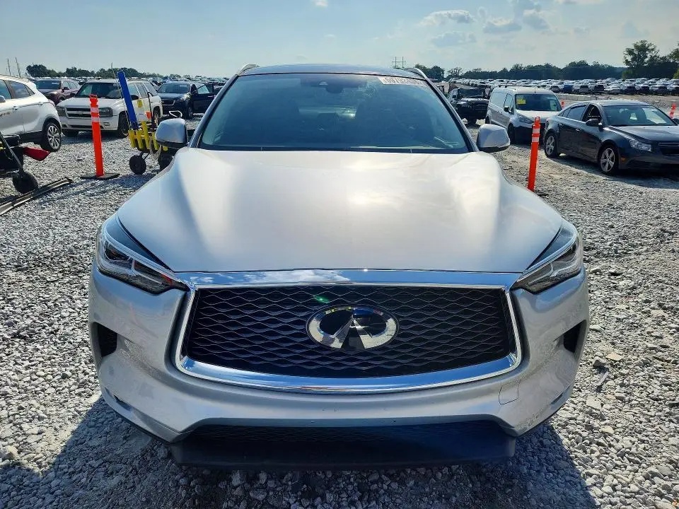 2019 INFINITI QX50 LUXE  