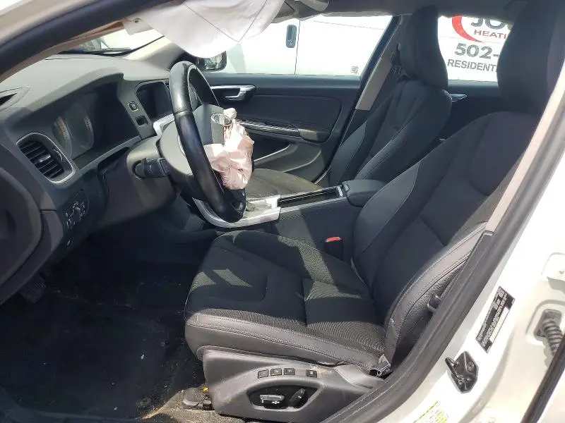 2013 VOLVO S60 T5  