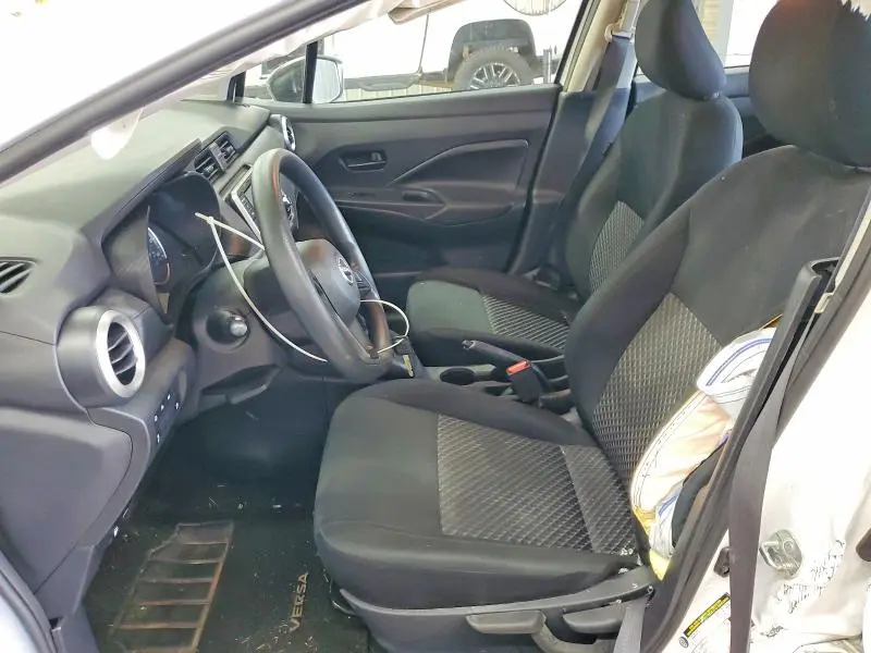 2024 NISSAN VERSA   