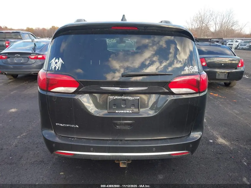 2018 CHRYSLER PACIFICA TOURING L