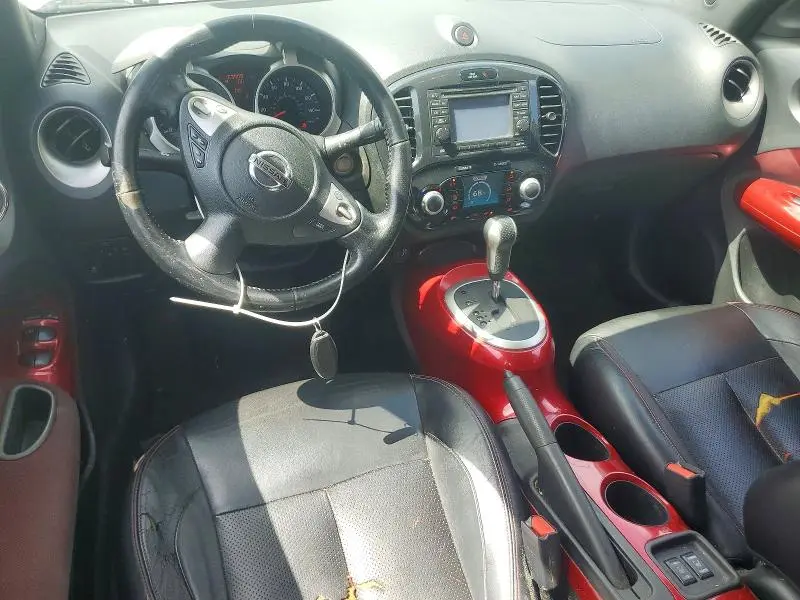 2011 NISSAN JUKE S  