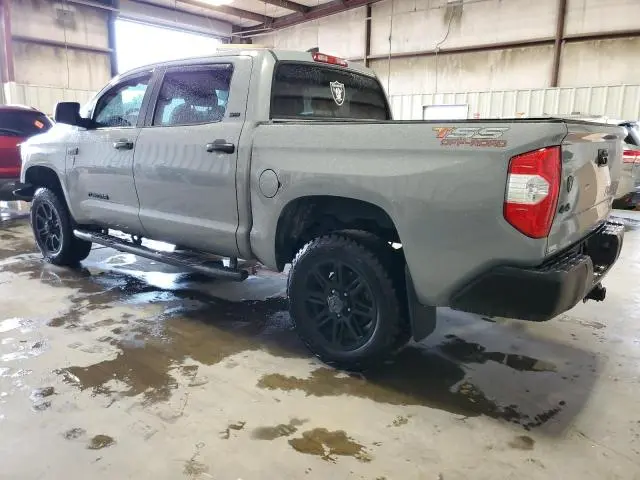 2020 TOYOTA TUNDRA CREWMAX SR5  