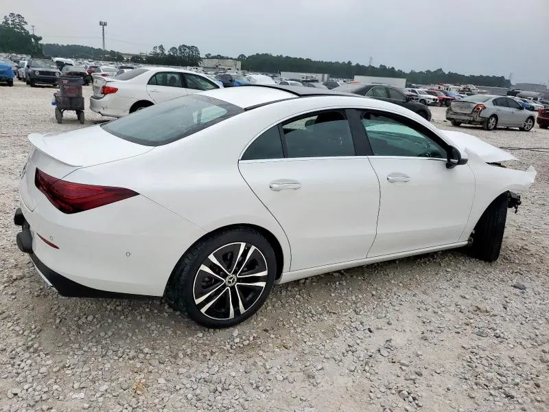 2025 MERCEDES-BENZ CLA 250  