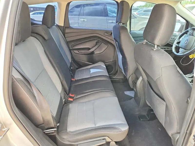 2019 FORD ESCAPE S  