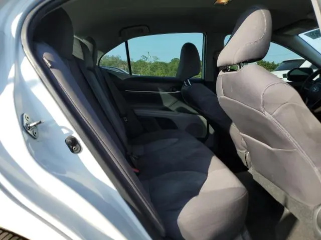 2021 TOYOTA CAMRY LE  