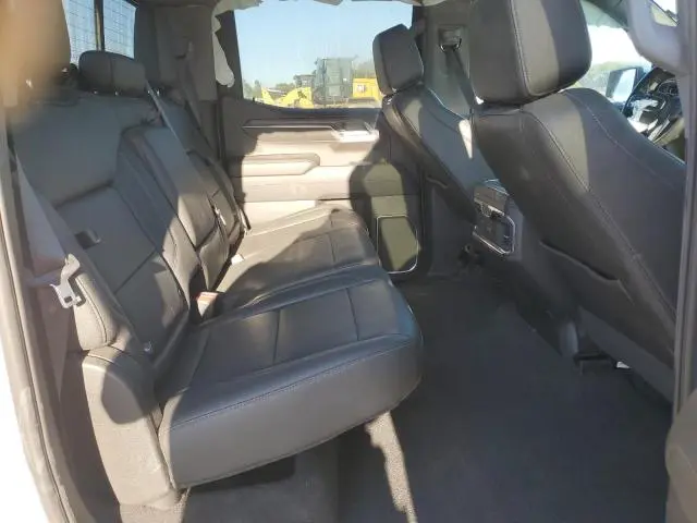 2022 GMC SIERRA K1500 SLT  