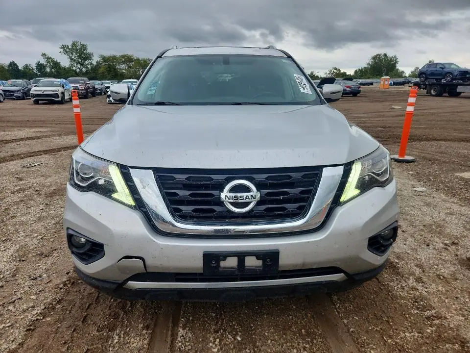 2020 NISSAN PATHFINDER SV  