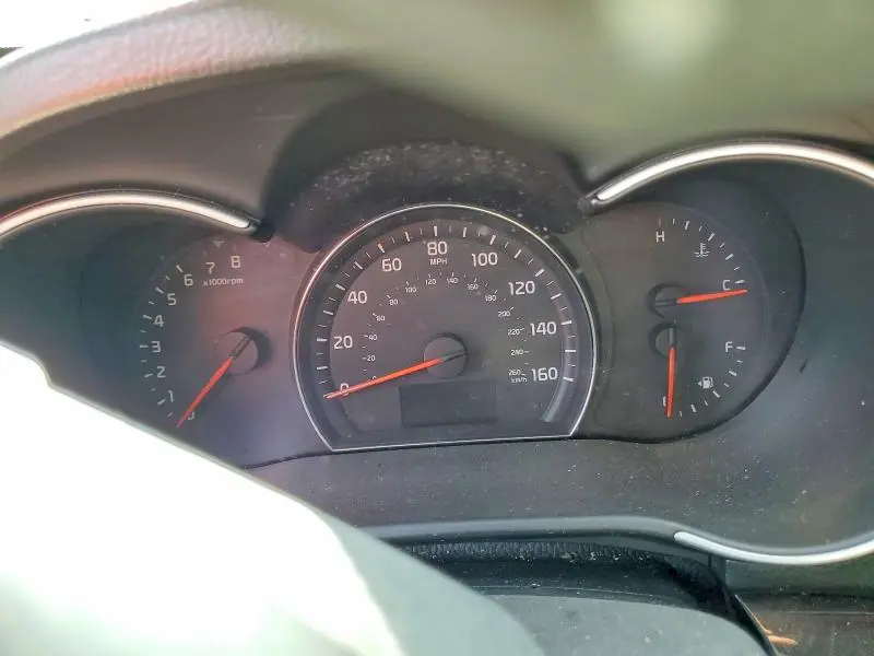 2014 KIA SORENTO LX  