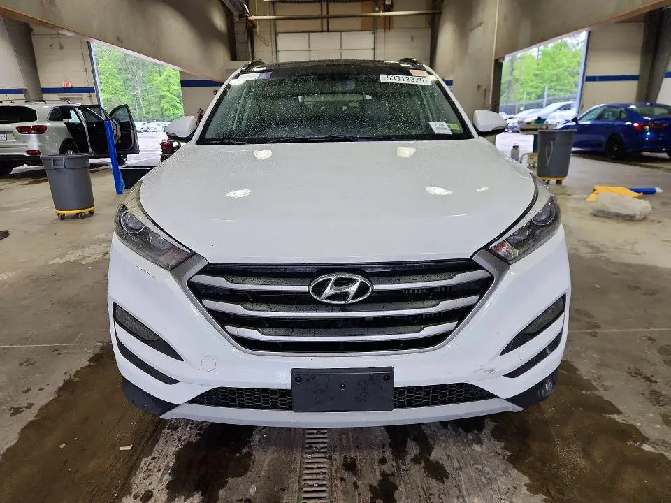 2018 HYUNDAI TUCSON VALUE  