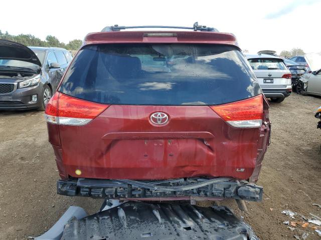 2011 TOYOTA SIENNA LE