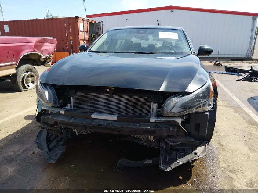 2023 NISSAN ALTIMA SL FWD