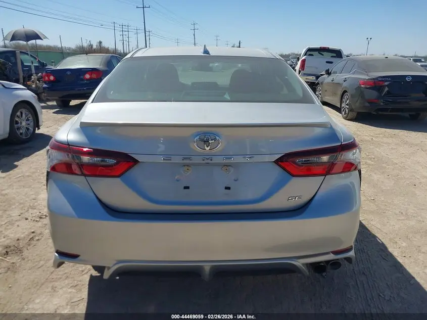 2023 TOYOTA CAMRY SE