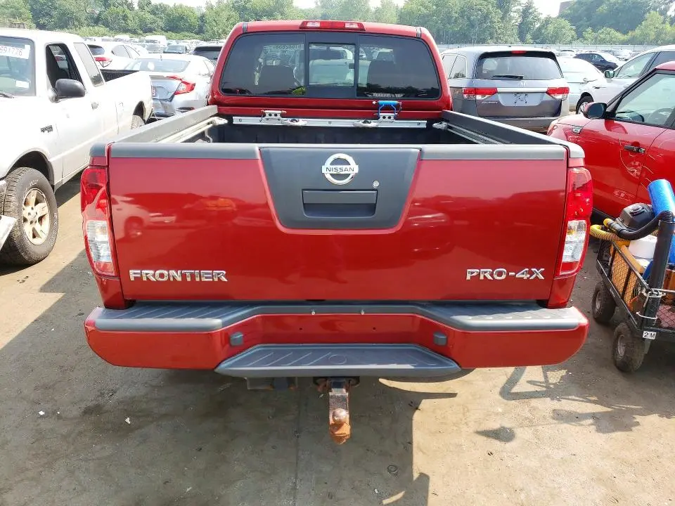 2012 NISSAN FRONTIER SV V6  