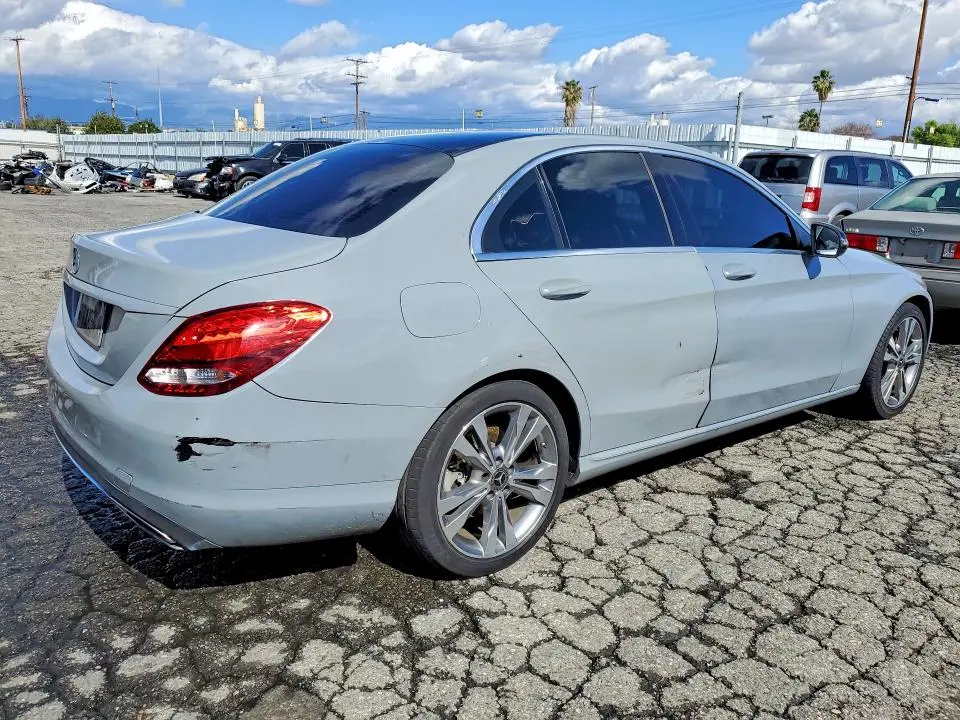 2018 MERCEDES-BENZ C 300  