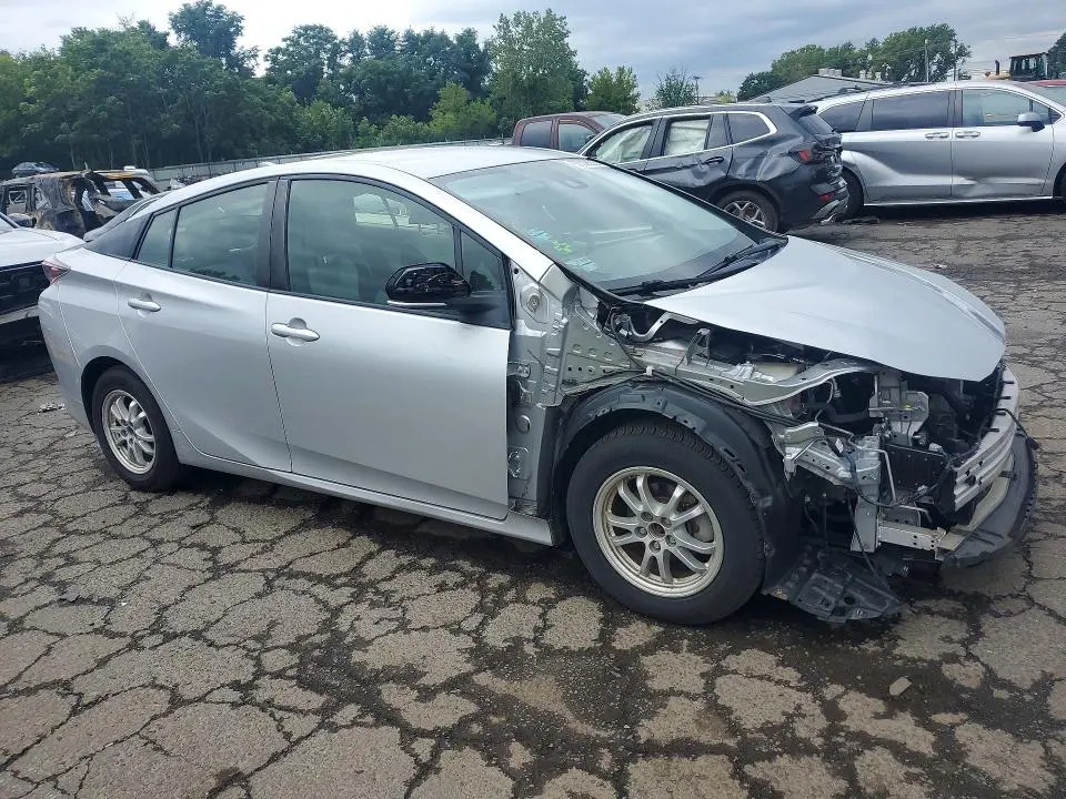 2017 TOYOTA PRIUS TWO  