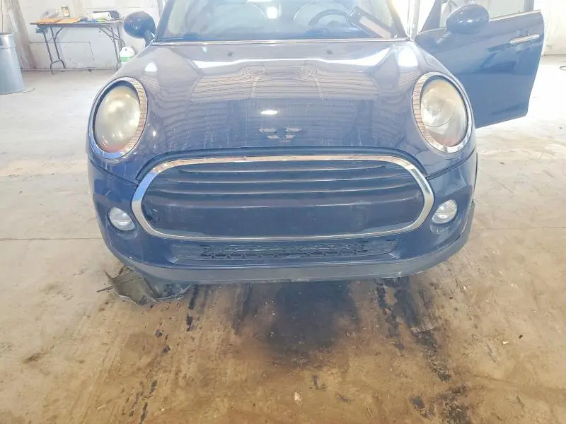 2017 MINI COOPER   
