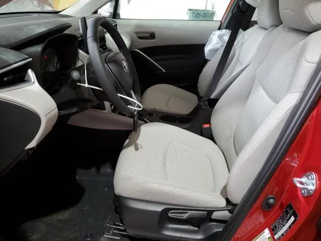 2025 TOYOTA COROLLA CROSS LE  