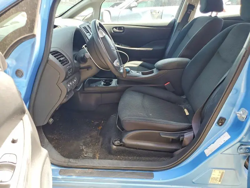 2014 NISSAN LEAF S  