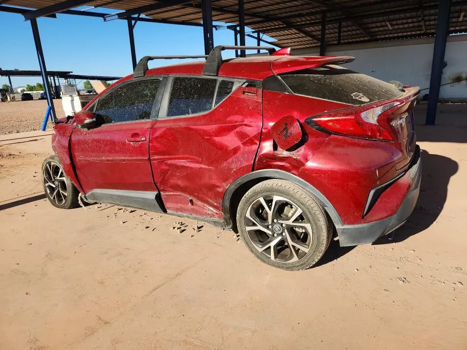 2019 TOYOTA C-HR LE  