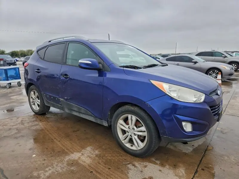 2013 HYUNDAI TUCSON GLS  