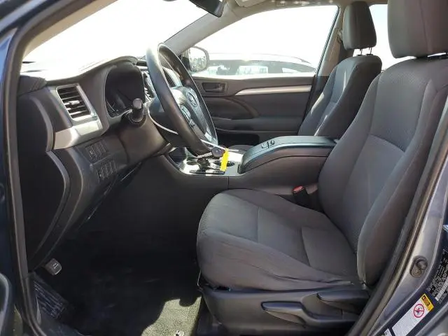 2018 TOYOTA HIGHLANDER LE  