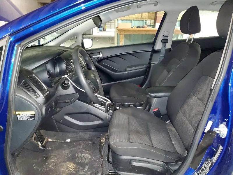 2017 KIA FORTE LX  