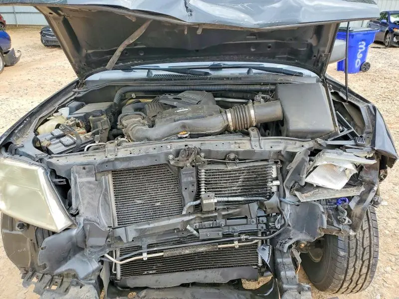 2011 NISSAN PATHFINDER S  