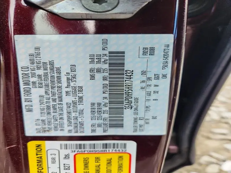 2017 FORD FUSION SE  