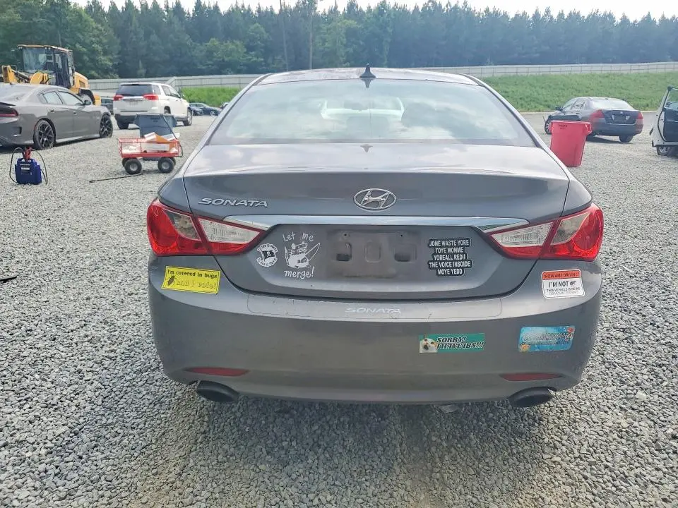 2012 HYUNDAI SONATA SE  