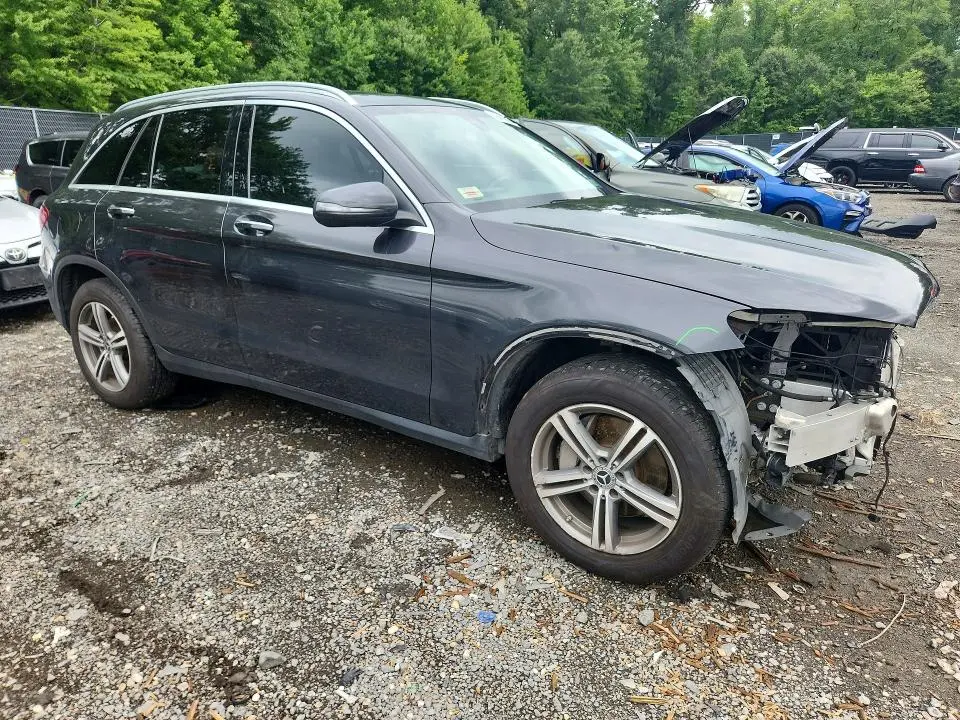 2020 MERCEDES-BENZ GLC 300 4MATIC  