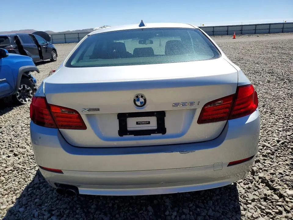 2013 BMW 528 XI  