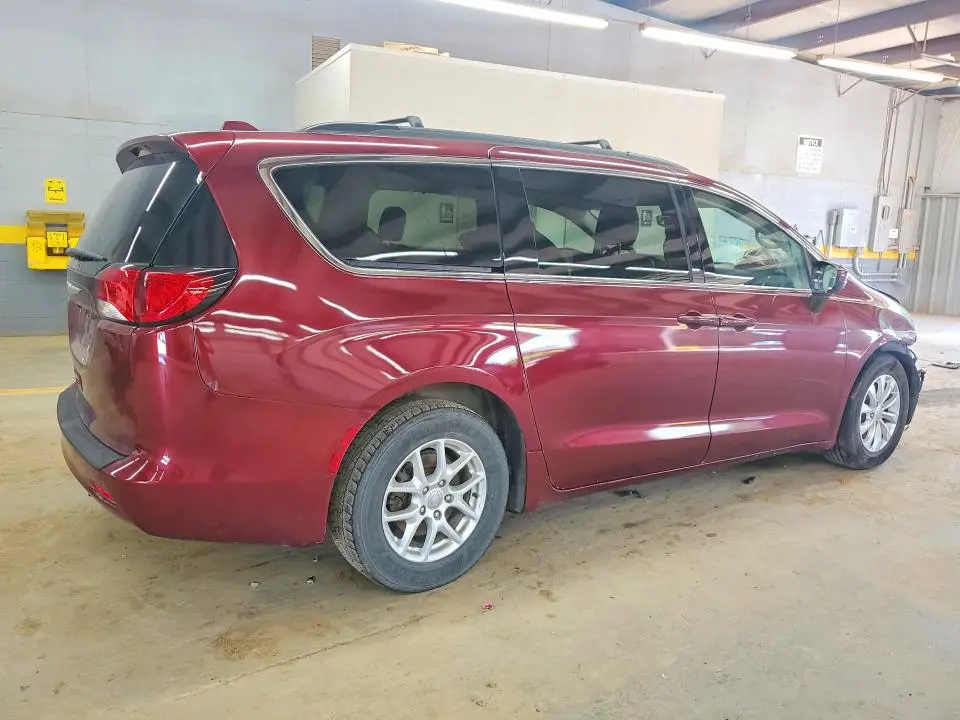 2020 CHRYSLER VOYAGER LXI  