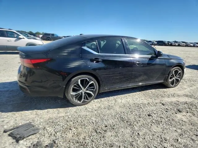 2024 NISSAN ALTIMA SR  