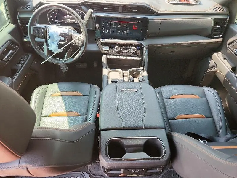 2024 GMC SIERRA K2500 AT4  