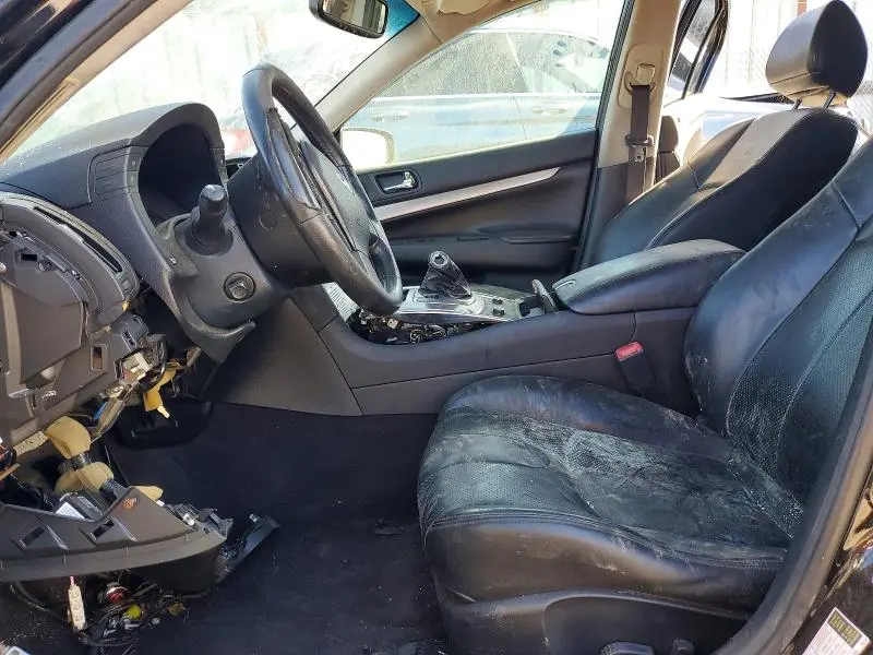 2011 INFINITI G37 BASE  