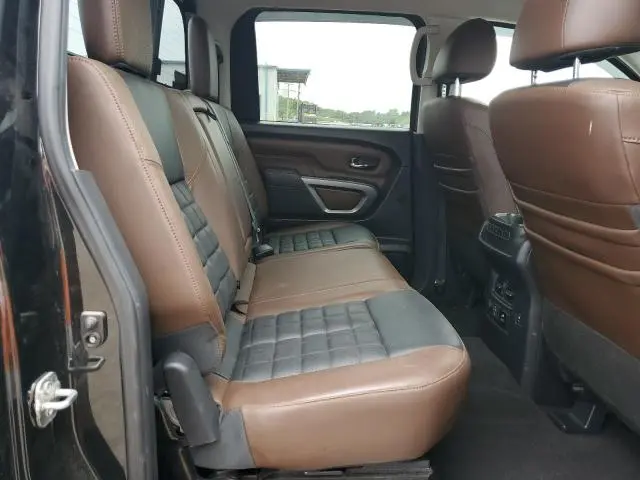2019 NISSAN TITAN XD SL  