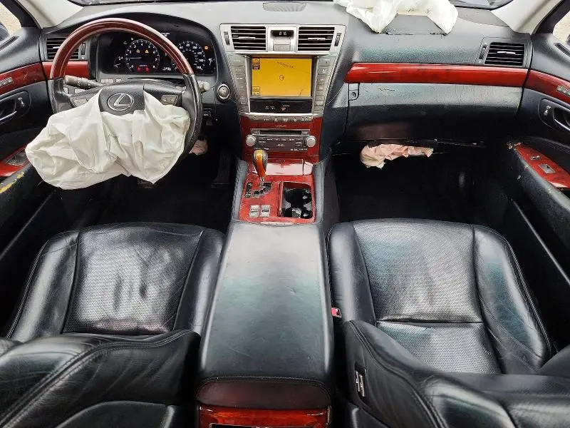 2010 LEXUS LS 460L  