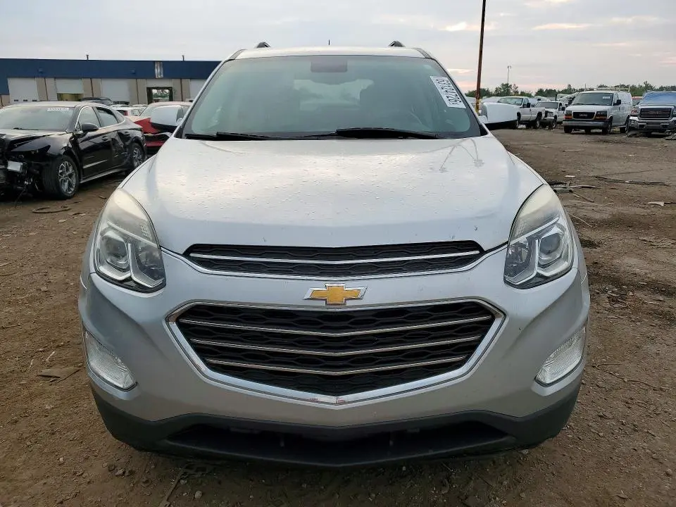 2017 CHEVROLET EQUINOX LT  
