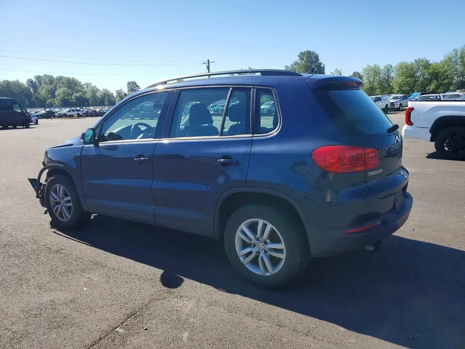 2016 VOLKSWAGEN TIGUAN S  