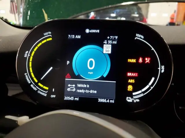 2022 MINI COOPER SE  