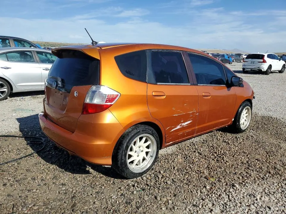 2011 HONDA FIT SPORT  