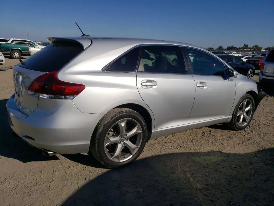 2013 TOYOTA VENZA LE  