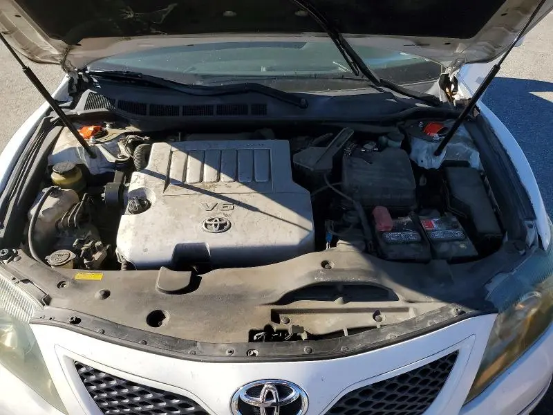 2010 TOYOTA CAMRY AUTO   