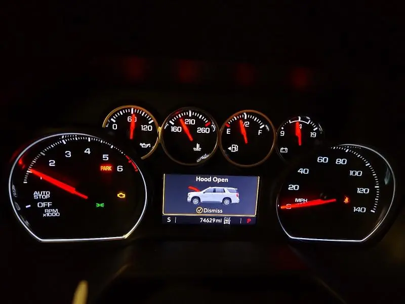 2023 CHEVROLET SUBURBAN K1500 LS  