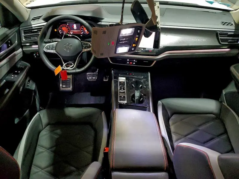 2026 VOLKSWAGEN ATLAS PEAK EDITION SE  