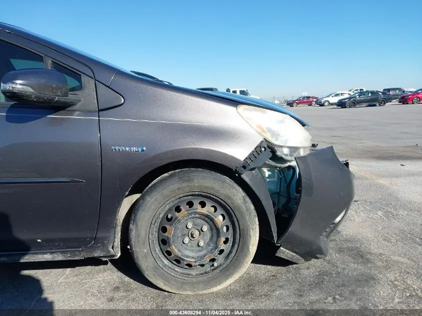 2012 TOYOTA PRIUS C ONE