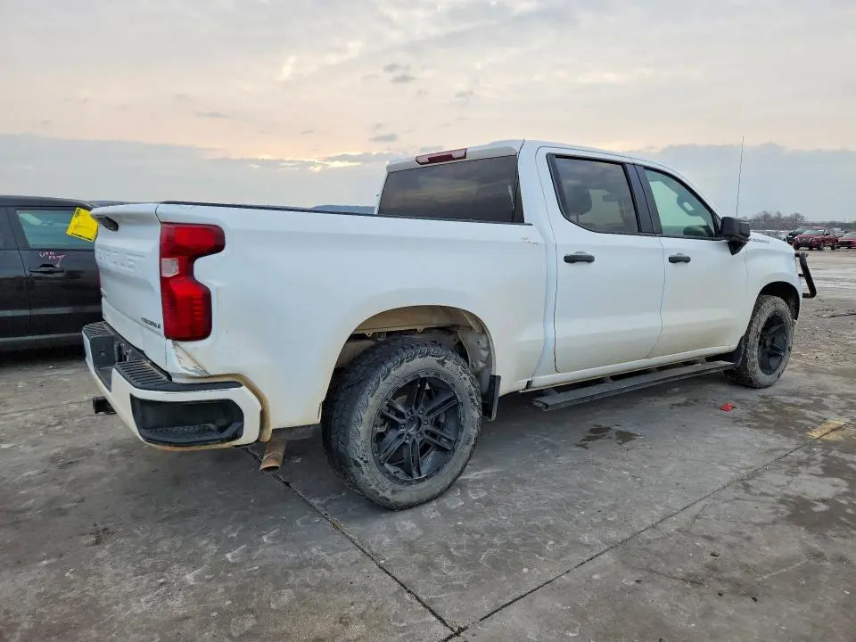 2022 CHEVROLET SILVERADO K1500 CUSTOM  