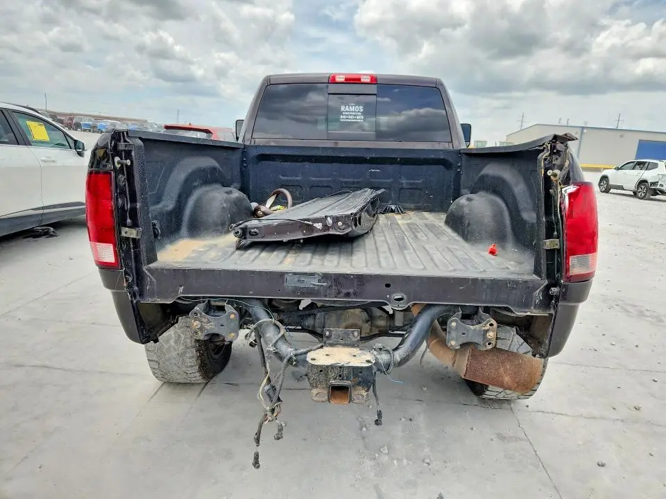 2016 RAM 2500 SLT  